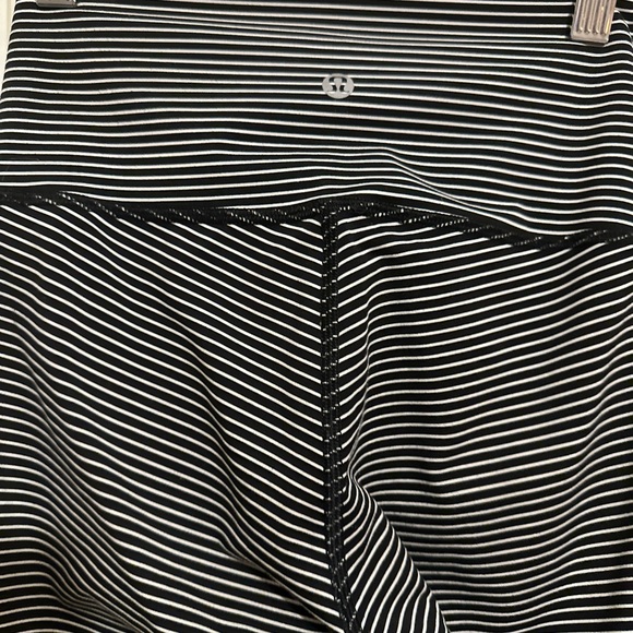 Black & White Striped Lululemon Leggings - Picture 5 of 6